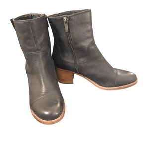 Sperry Black Leather Ankle Boots 8.5** Stacked wood Heel Side Zip Womens Capsule